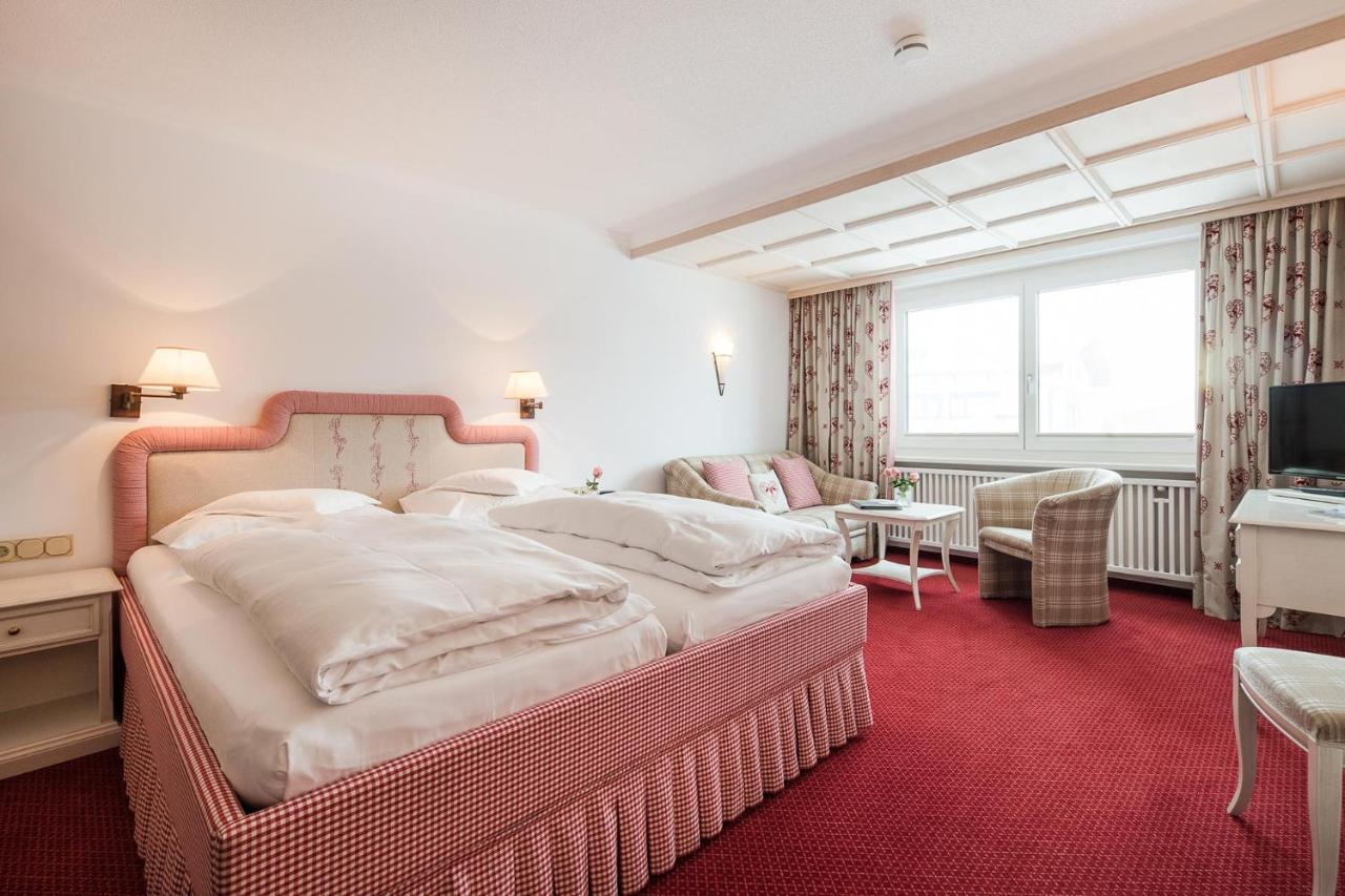 Bed & Breakfast Hotel Guggis Zürs Exteriör bild